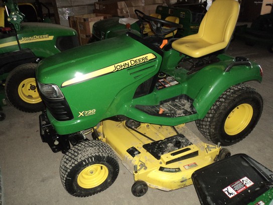 2007 John Deere X720