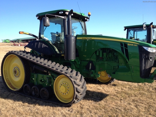 2011 John Deere 8335RT