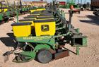 2004 John Deere 1700