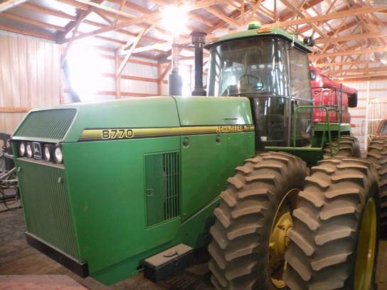 1996 John Deere 8770