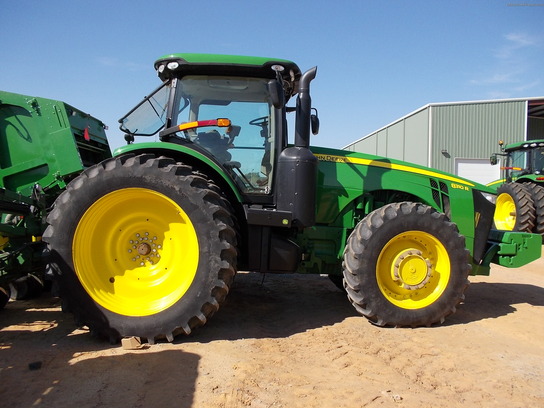 2012 John Deere 8310R
