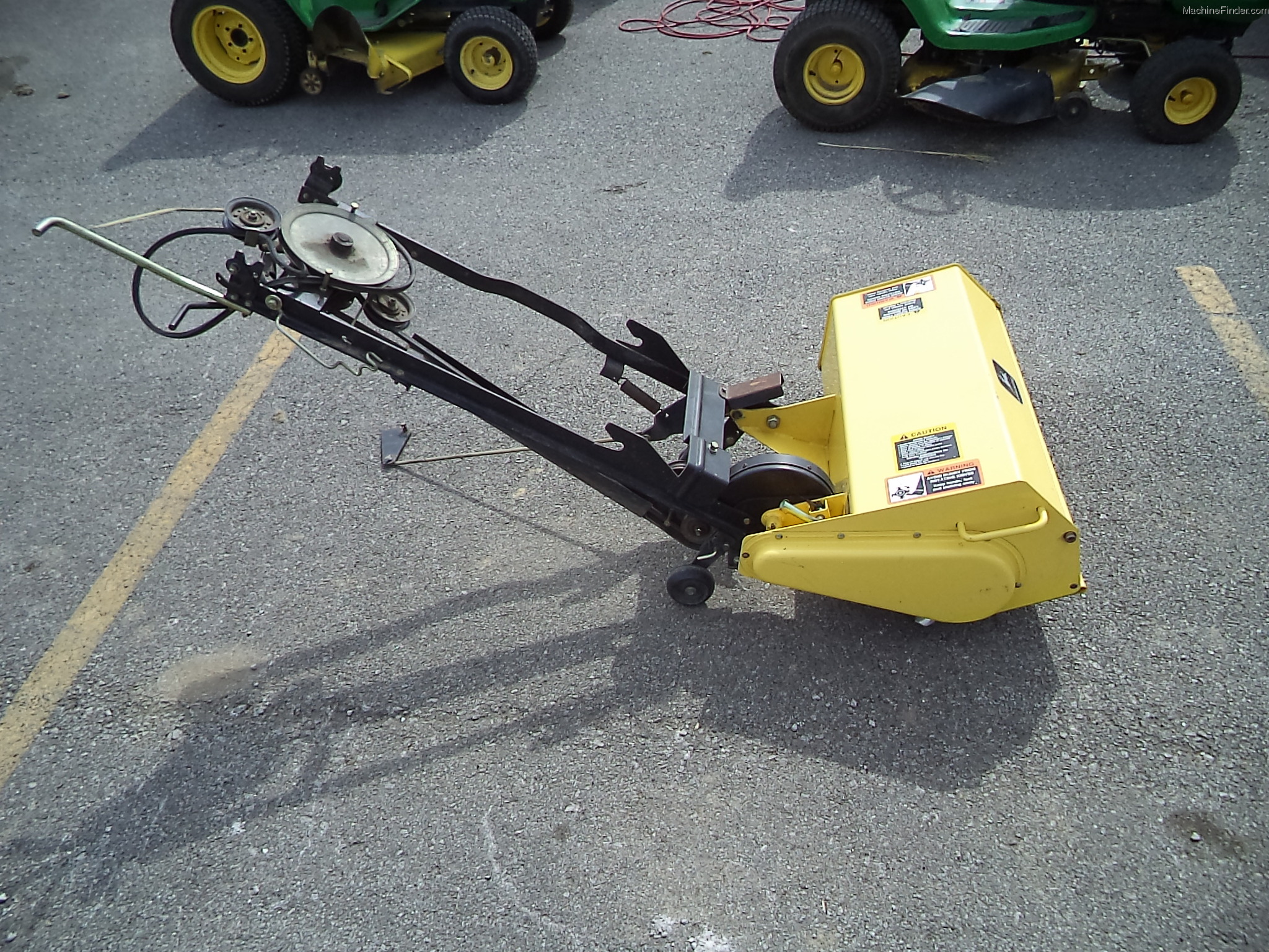 John Deere 200 Lawn & Garden and Commercial Mowing John Deere