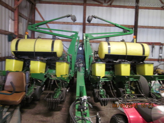2001 John Deere 1760