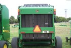 2002 John Deere 567