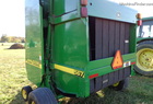 2004 John Deere 567
