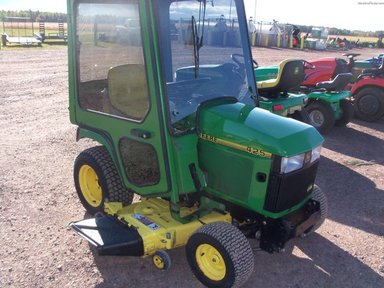  John Deere 425