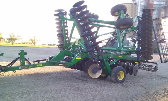 2012 John Deere 2623