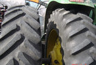 2002 John Deere 8320