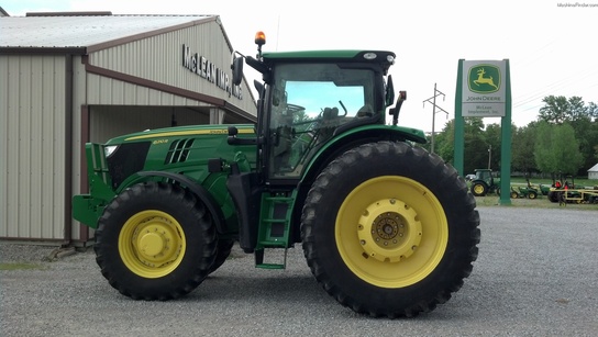 2012 John Deere 6210R