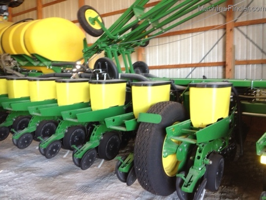 2012 John Deere 1770NT