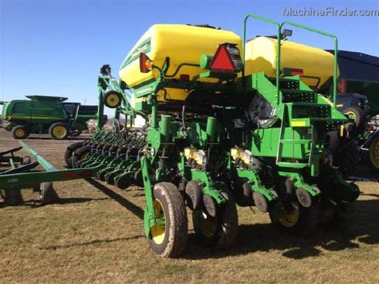 2012 John Deere 1770NT