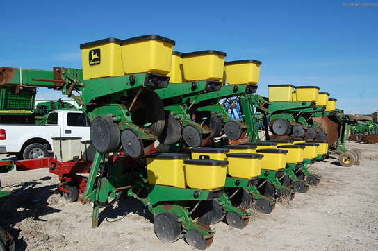  John Deere 1720