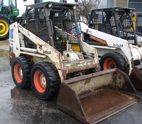  Bobcat 743