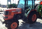  Kubota M8200