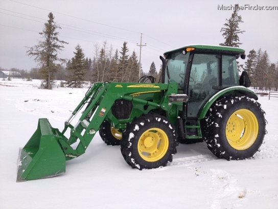 2012 John Deere 5105M
