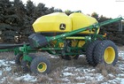 2005 John Deere 1890