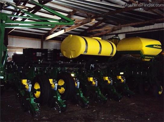 2005 John Deere 1770NT CCS