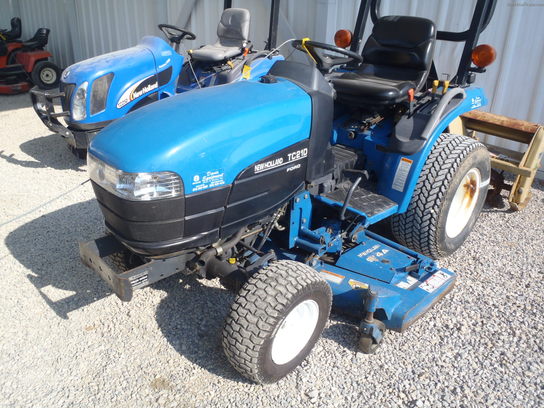 1999 New Holland TC21