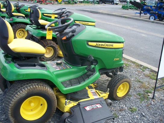  John Deere X320