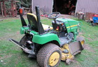 2006 John Deere 2305
