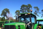 2011 John Deere 7230