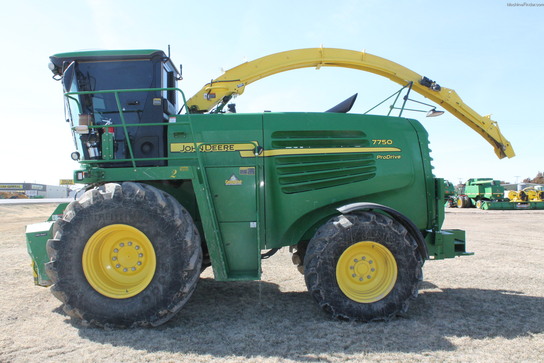 2012 John Deere 7750