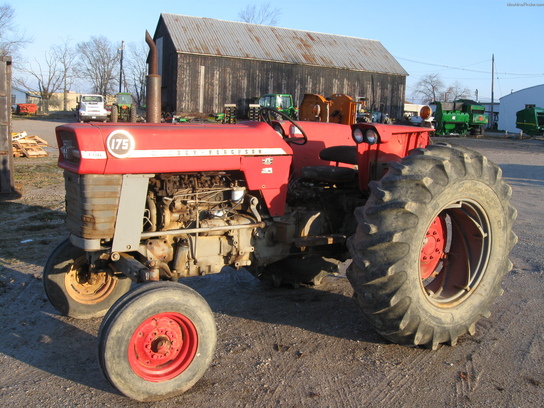  Massey - Ferguson 175