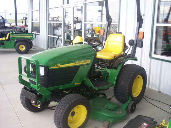 2004 John Deere 4110