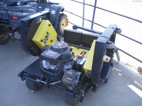 2009 Swisher 100