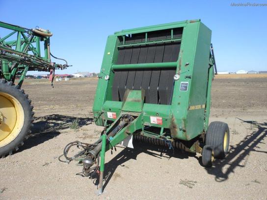 1990 John Deere 535