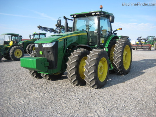 2011 John Deere 8335R