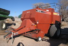 2000 Hesston 4910