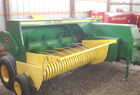 1990 John Deere 348
