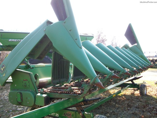 2006 John Deere 893