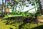 2010 John Deere 2210
