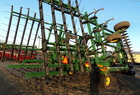 2005 John Deere 726