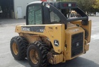 2006 John Deere 320