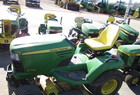 2007 John Deere X740