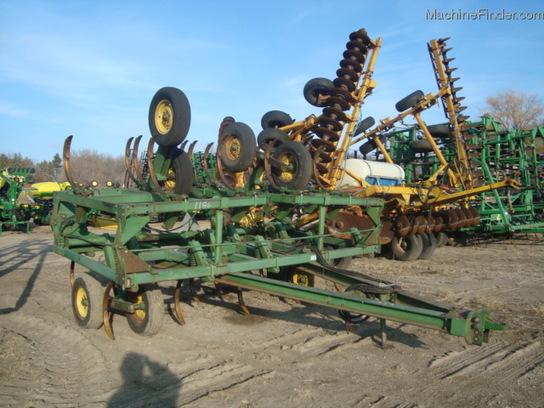  John Deere 1610