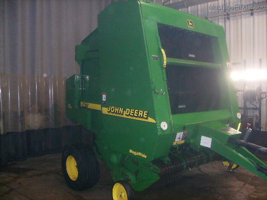 2001 John Deere 567