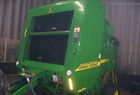 2001 John Deere 567