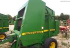 1998 John Deere 566