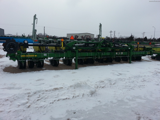 2009 John Deere 1720