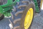 2012 John Deere 7130