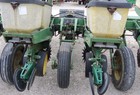  John Deere 7000