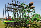 2010 John Deere 2210