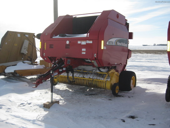 2007 New Holland BR780A