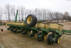  John Deere 7000
