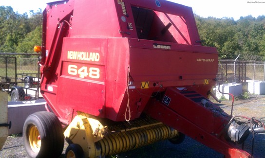 2000 New Holland 648