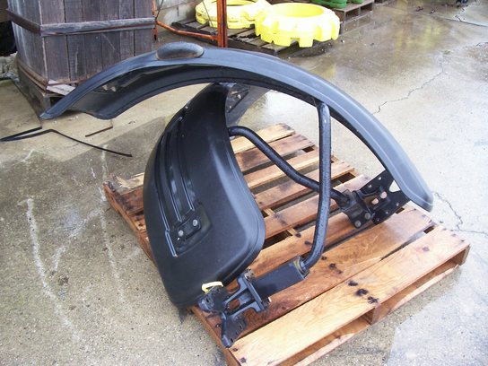 2004 John Deere Front Fenders